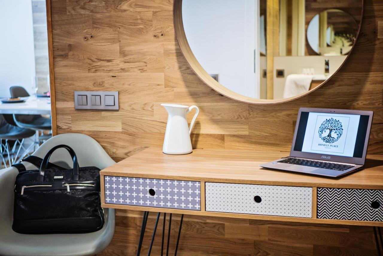 Apartamenty Homely Place Casa Verona - Stary Rynek - Parking Poznań Esterno foto