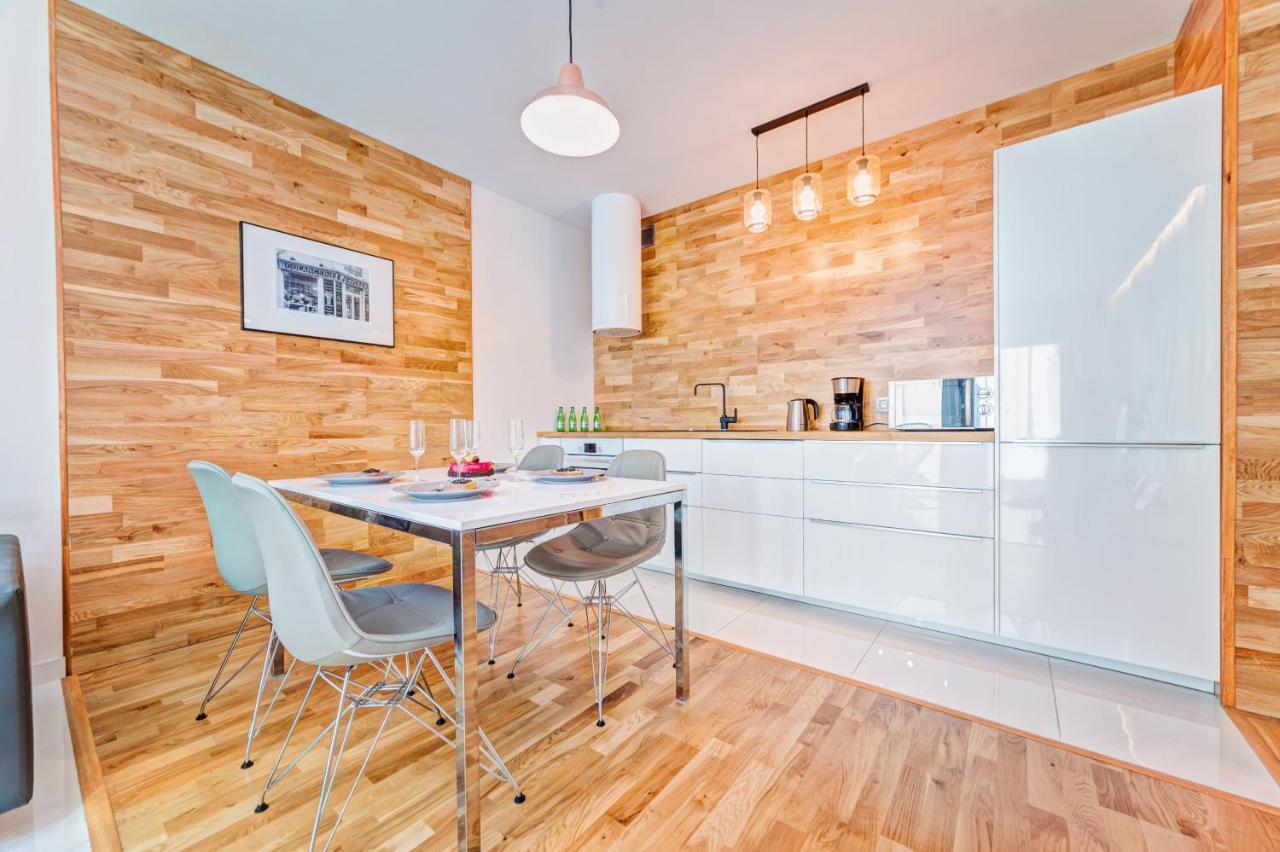 Apartamenty Homely Place Casa Verona - Stary Rynek - Parking Poznań Esterno foto